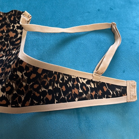 COPY - B’Tempted Push Up Bra 34DD - Picture 6 of 12
